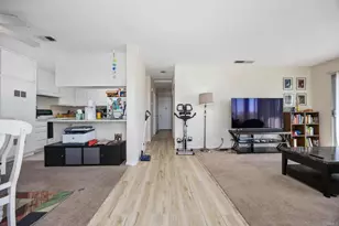 201 Diamond Way, Vista, CA 92083 - Photo 5
