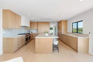 1553 Copa De Oro Dr, La Jolla, CA 92037 - Photo 15