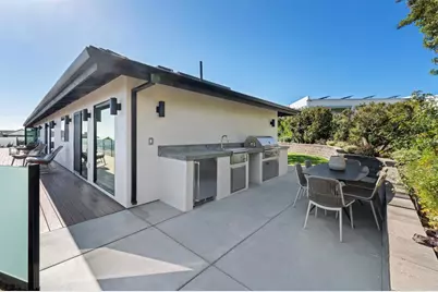 1553 Copa De Oro Drive, La Jolla, CA 92037 - Photo 39