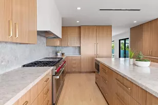 1553 Copa De Oro Dr, La Jolla, CA 92037 - Photo 17