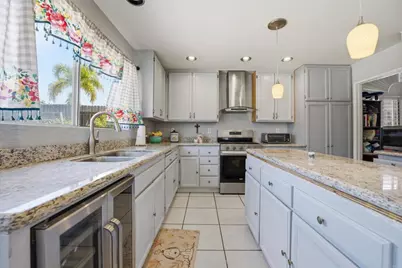 2077 Westwood Road, Vista, CA 92083 - Photo 15