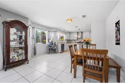 2077 Westwood Road, Vista, CA 92083 - Photo 13