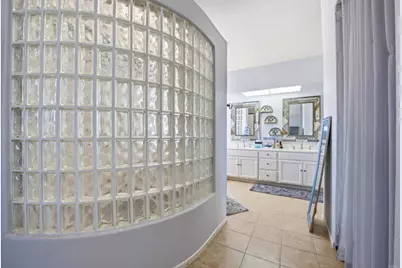 2077 Westwood Road, Vista, CA 92083 - Photo 23