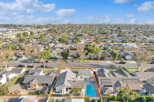 3221 Kempton Dr, Los Alamitos, CA 90720 - Photo 55