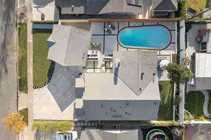3221 Kempton Dr, Los Alamitos, CA 90720 - Photo 53