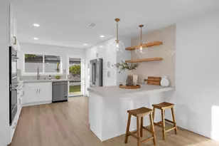 3221 Kempton Dr, Los Alamitos, CA 90720 - Photo 23