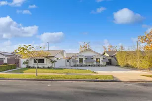 3221 Kempton Dr, Los Alamitos, CA 90720 - Photo 3