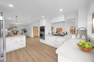 3221 Kempton Dr, Los Alamitos, CA 90720 - Photo 25