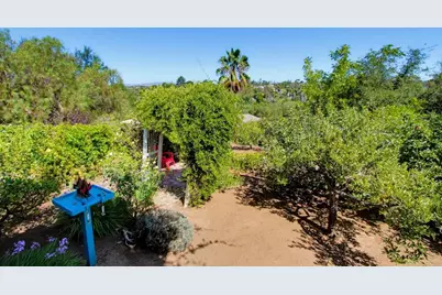 2202 Crest Hill Lane, Fallbrook, CA 92028 - Photo 53