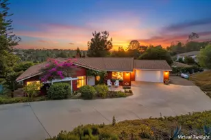 2202 Crest Hill Ln, Fallbrook, CA 92028 - Photo 3