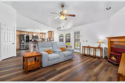 1229 Anna Rose Lane, Ramona, CA 92065 - Photo 5
