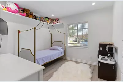 183 Sandberg Street, Thousand Oaks, CA 91360 - Photo 11