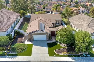 39620 Clos Du Val, Murrieta, CA 92563 - Photo 45