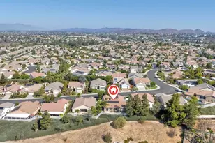 39620 Clos Du Val, Murrieta, CA 92563 - Photo 53