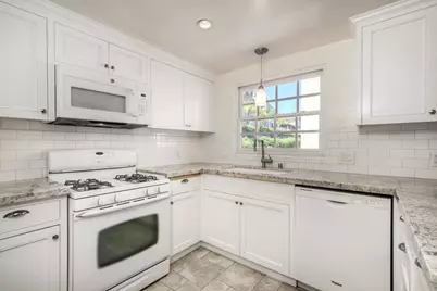 2569 Navarra Dr #C, Carlsbad, CA 92009 - Photo 17