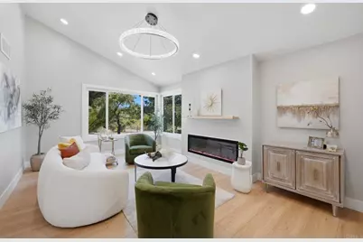 2640 Chestnut Avenue, Carlsbad, CA 92010 - Photo 3