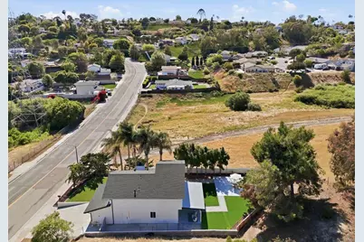 2640 Chestnut Avenue, Carlsbad, CA 92010 - Photo 43