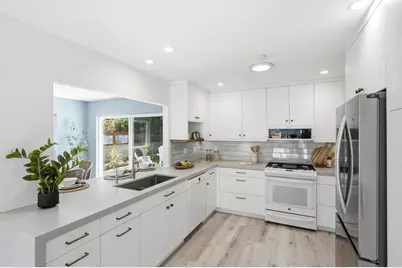 207 Hickoryhill Drive, Encinitas, CA 92024 - Photo 15
