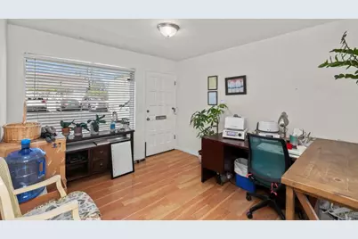 1027 E Grand Avenue, Escondido, CA 92025 - Photo 17