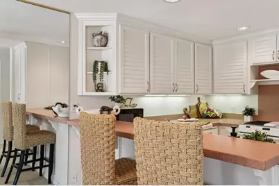 7126 Marina Pacifica Drive, Long Beach, CA 90803 - Photo 17