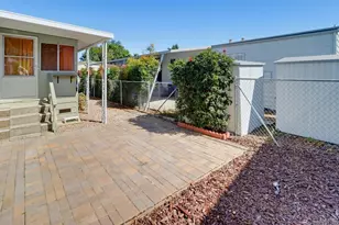 2130 Sunset Dr, Vista, CA 92081 - Photo 29