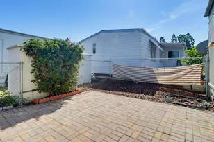 2130 Sunset Dr, Vista, CA 92081 - Photo 31