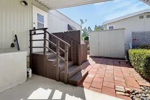 2130 Sunset Dr, Vista, CA 92081 - Photo 35