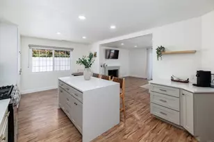 4037 Vista Calaveras St, Oceanside, CA 92056 - Photo 5