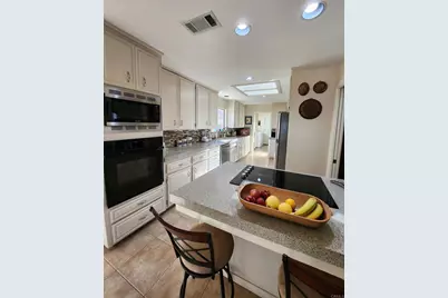 1066 Ridge Heights Drive, Fallbrook, CA 92028 - Photo 3