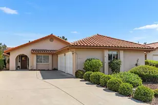 1066 Ridge Heights Dr, Fallbrook, CA 92028 - Photo 1