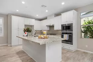 7945 Lusardi Creek Ln, San Diego, CA 92127 - Photo 9
