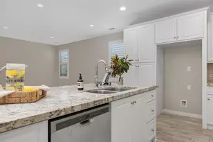 7945 Lusardi Creek Ln, San Diego, CA 92127 - Photo 11