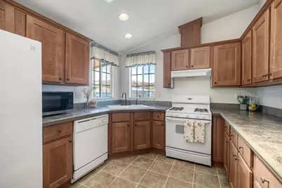 107 Shirle Lane, Oceanside, CA 92058 - Photo 11