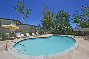 432 Edgehill Ln, Oceanside, CA 92054 - Photo 17