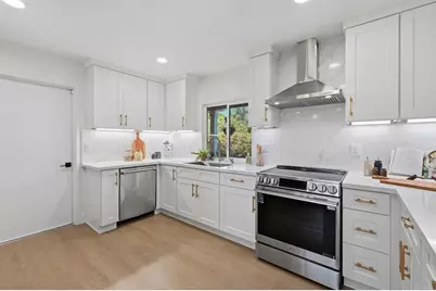 5625 Lake Vista Drive, Bonsall, CA 92003 - Photo 11