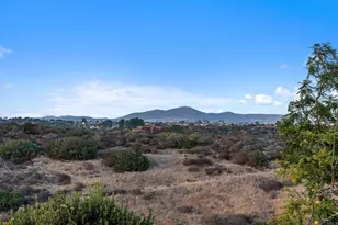 5742 Brittany Forrest Ln, San Diego, CA 92130 - Photo 31