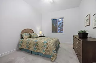 5742 Brittany Forrest Ln, San Diego, CA 92130 - Photo 45