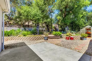 8975 Lawrence Welk Dr, Escondido, CA 92026 - Photo 29