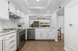 2505 Navarra Dr, Carlsbad, CA 92009 - Photo 7