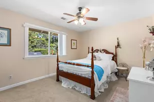2125 Walnut Ln, Vista, CA 92084 - Photo 37