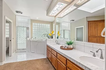 4327 Hollyhill Road, Vista, CA 92084 - Photo 21