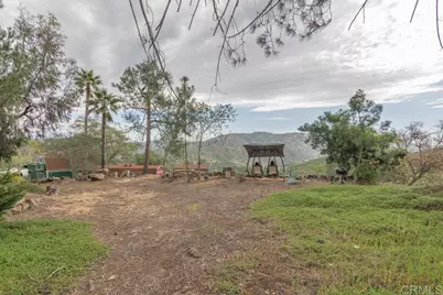 4327 Hollyhill Road, Vista, CA 92084 - Photo 41
