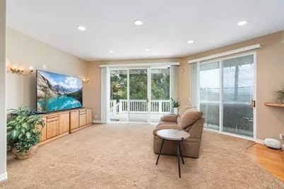 4327 Hollyhill Road, Vista, CA 92084 - Photo 11
