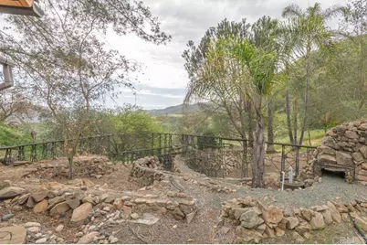 4327 Hollyhill Road, Vista, CA 92084 - Photo 39