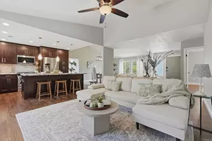 7266 Arpege Rd, San Diego, CA 92119 - Photo 11