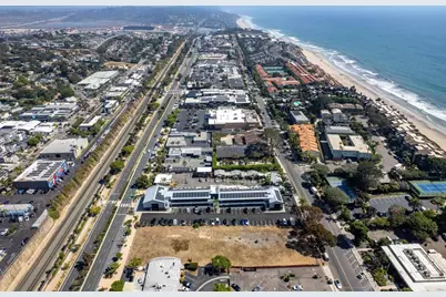 225 S Hwy 101, Solana Beach, CA 92075 - Photo 11