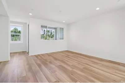 4942 Spirea Way, Carlsbad, CA 92008 - Photo 7