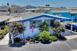 6493 Friendly Pl, Carlsbad, CA 92011 - Photo 5