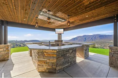 19576 Paradise Mountain Road, Valley Center, CA 92082 - Photo 5