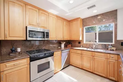 7564 Romeria St, Carlsbad, CA 92009 - Photo 9